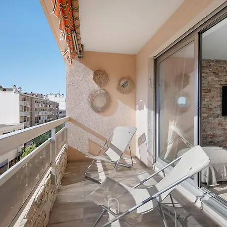 Centre-les Floralies T3/clim/garage/balcon By Hc شقة *