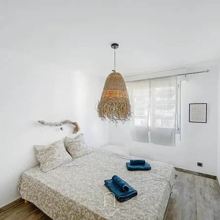 شقة Centre-les Floralies T3/clim/garage/balcon By Hc *
