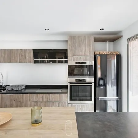 شقة Centre-les Floralies T3/clim/garage/balcon By Hc *