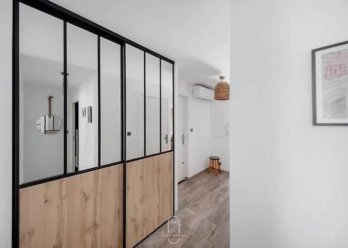 Centre-les Floralies T3/clim/garage/balcon By Hc * Hyères