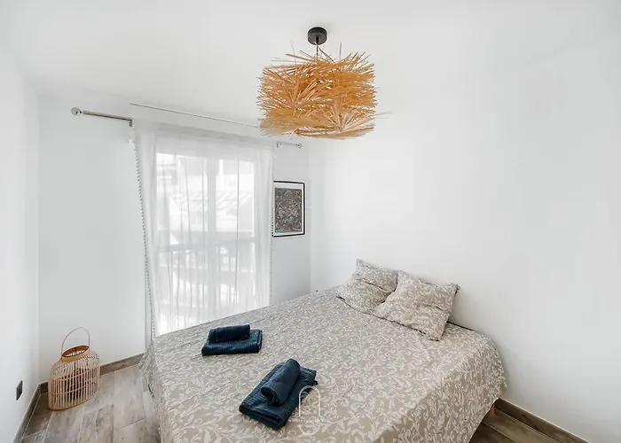 Centre-les Floralies T3/clim/garage/balcon By Hc * Hyères